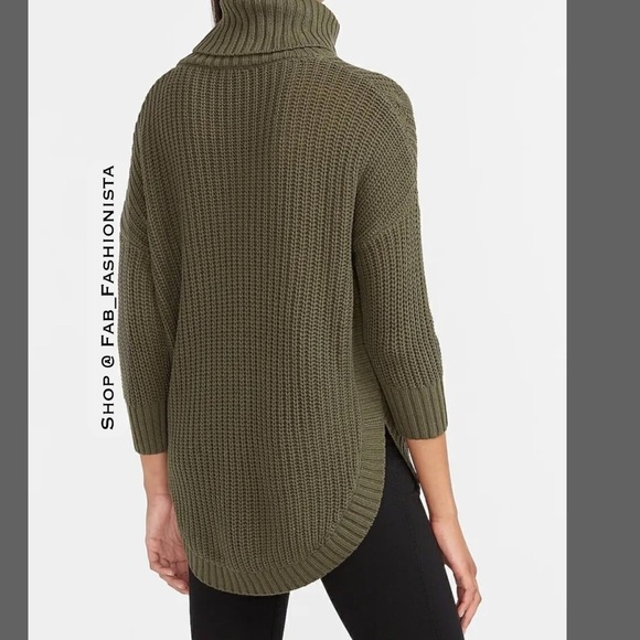 Oversized Knit Sweater Express Size Medium - Picture 1 of 17
